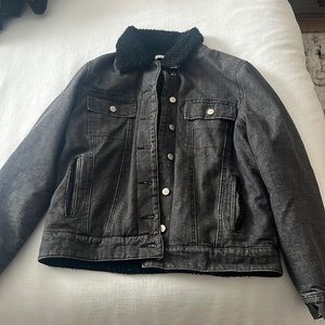 Fleece line black jacket